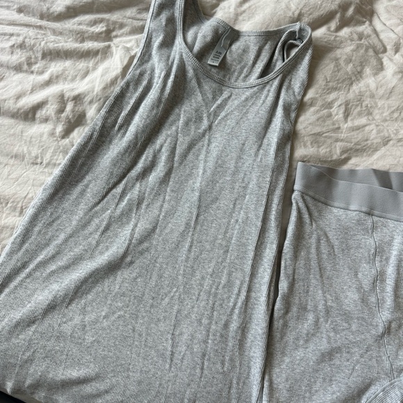 Skims Boxers and Tank Set Women's Gray Intimate Sleepwear Set SKIMS - Picture 4 of 6